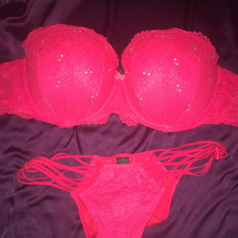Victoria’s Secret Set